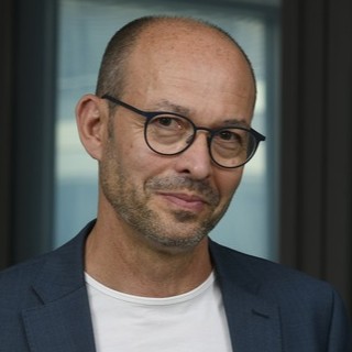 Prof. Dr. Stefan Dierkes